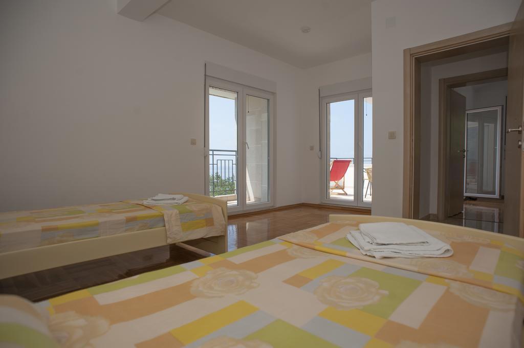 Apartments Villa Simonovic Petrovac Ngoại thất bức ảnh