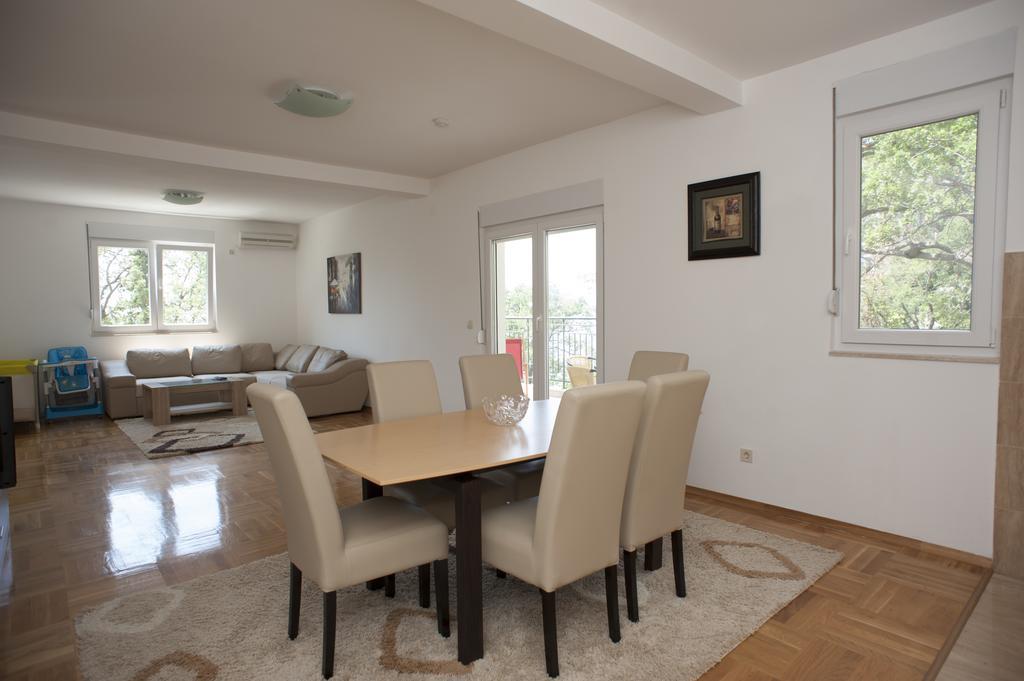 Apartments Villa Simonovic Petrovac Ngoại thất bức ảnh