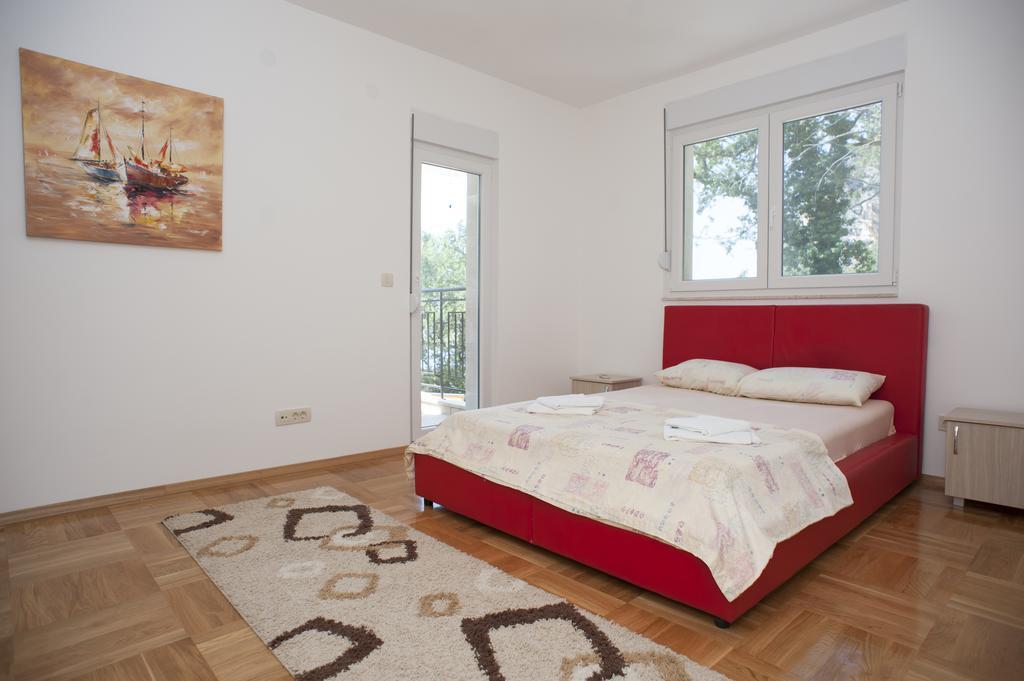 Apartments Villa Simonovic Petrovac Ngoại thất bức ảnh