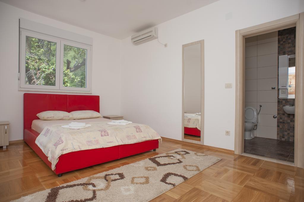 Apartments Villa Simonovic Petrovac Ngoại thất bức ảnh