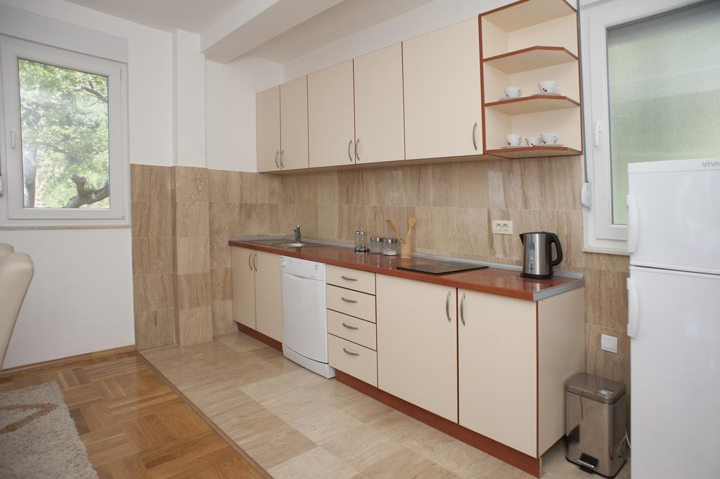 Apartments Villa Simonovic Petrovac Ngoại thất bức ảnh