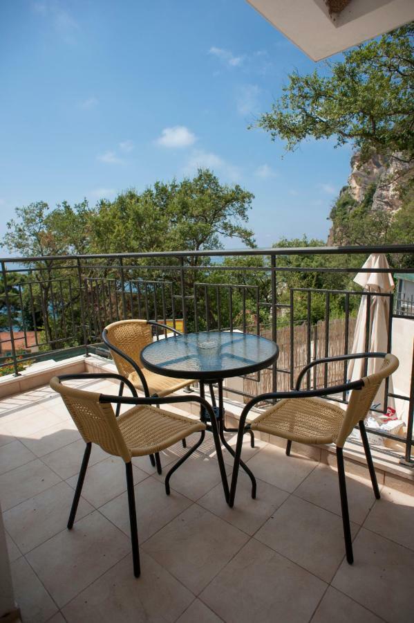 Apartments Villa Simonovic Petrovac Ngoại thất bức ảnh